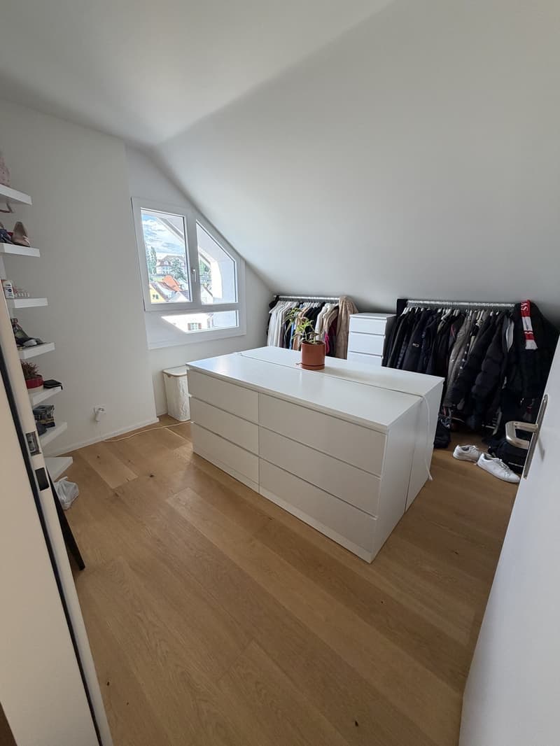 Helle 3 ½ Zimmer Wohnung mit Galerie (5)