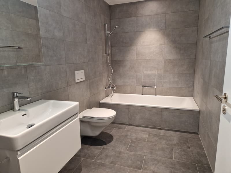 Grosszügige moderne 3.5-Zimmer-Wohnung mit Balkon in Dietikon (8)