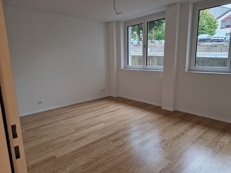 Grosszügige moderne 3.5-Zimmer-Wohnung mit Balkon in Dietikon (5)