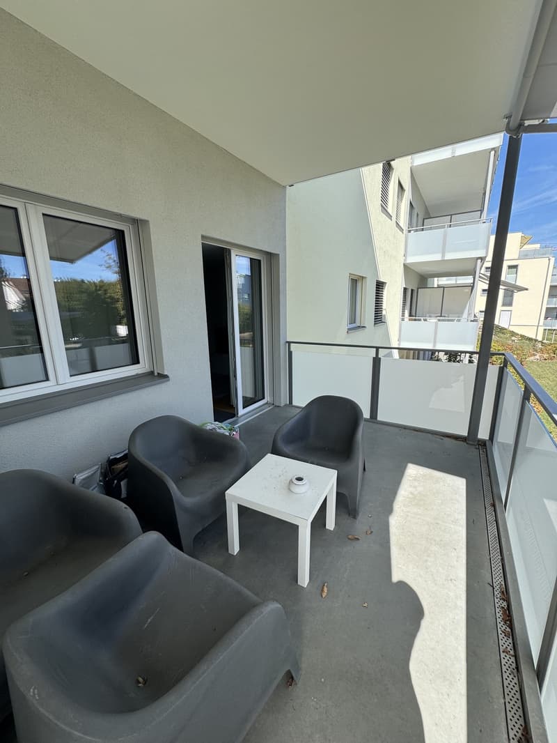 Grosszügige moderne 3.5-Zimmer-Wohnung mit Balkon in Dietikon (11)