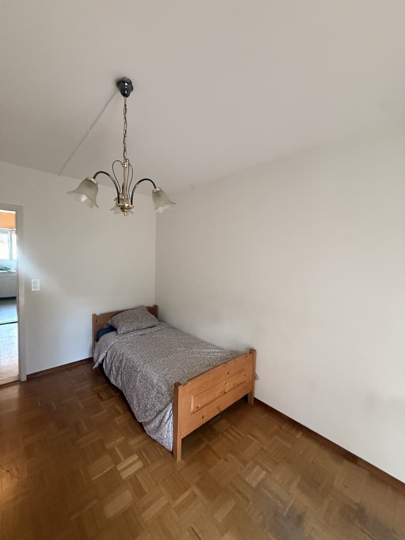 Grosses, helles Zimmer in perfekter Lage in Baden zu vermieten (2)