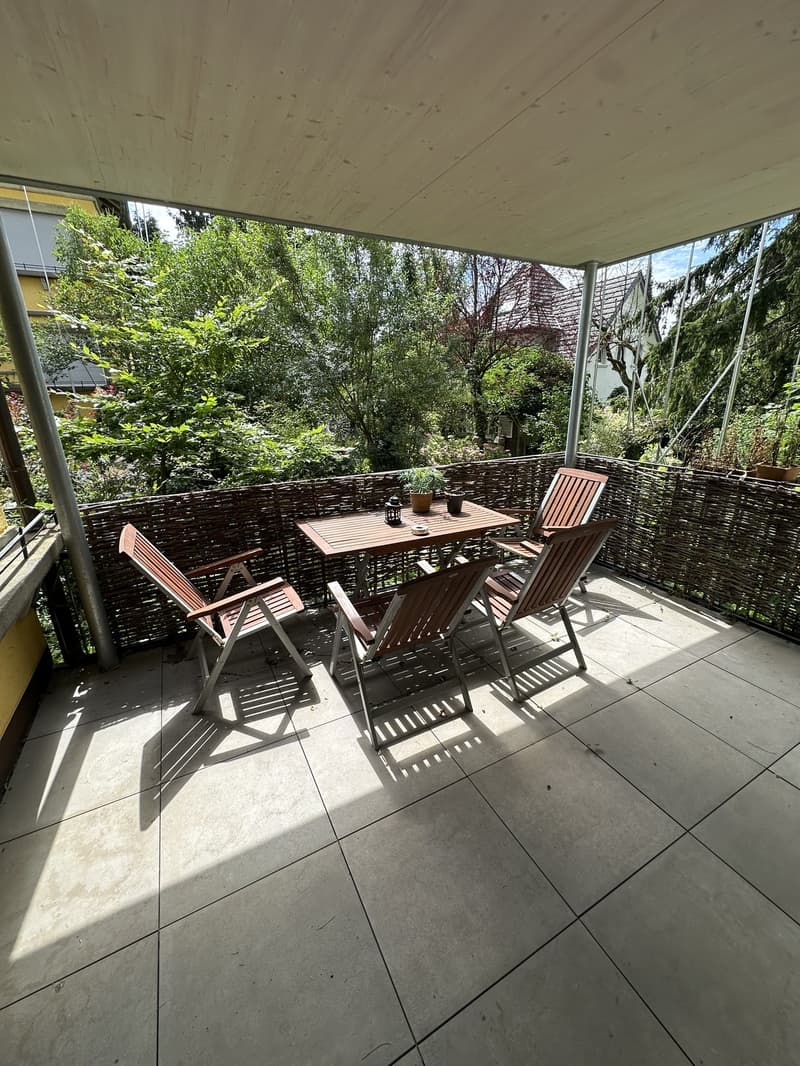 Cozy room in a friendly and sunny apartment! (5)