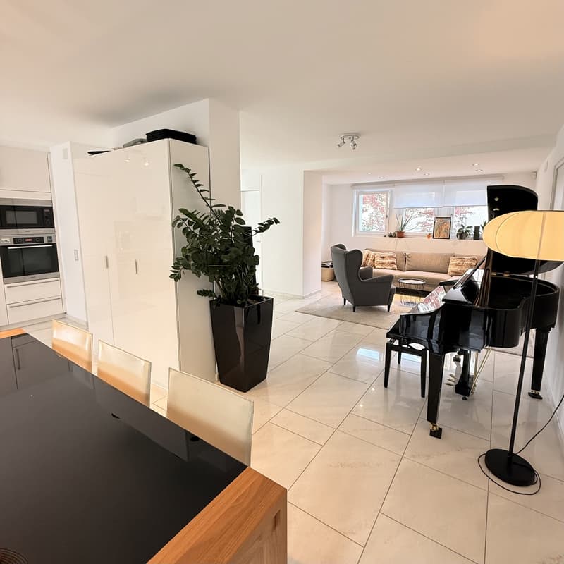 28 m² WG-Zimmer + 8 m² Privatbalkon | Garten & Sauna | Horgen (5)