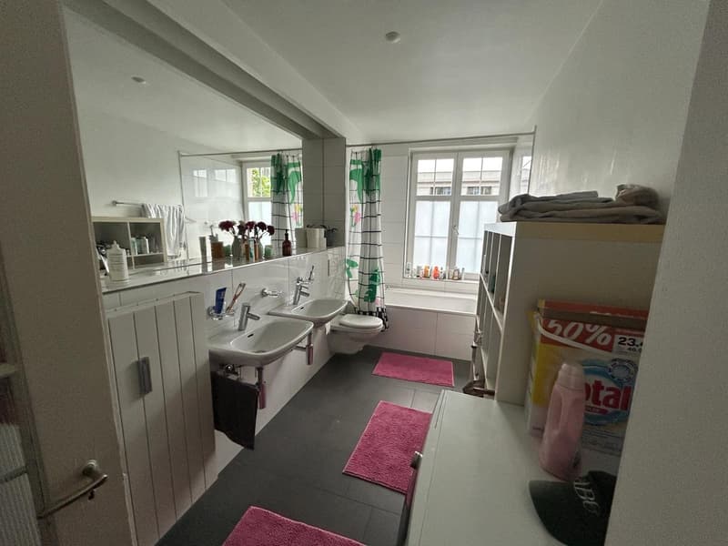 WG-Zimmer zu vermieten | schöne, grosse Altbauwohnung in St.Gallen (3)