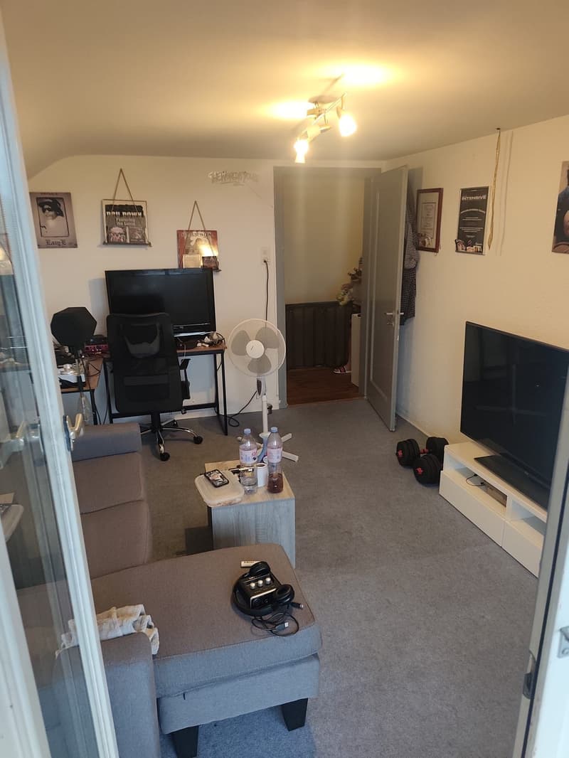 Top floor for rent  2 rooms with own bathroom (4)