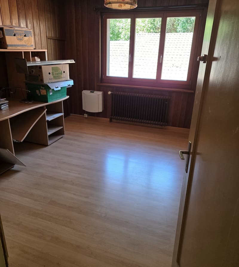 Zimmer zu Vermieten (4)