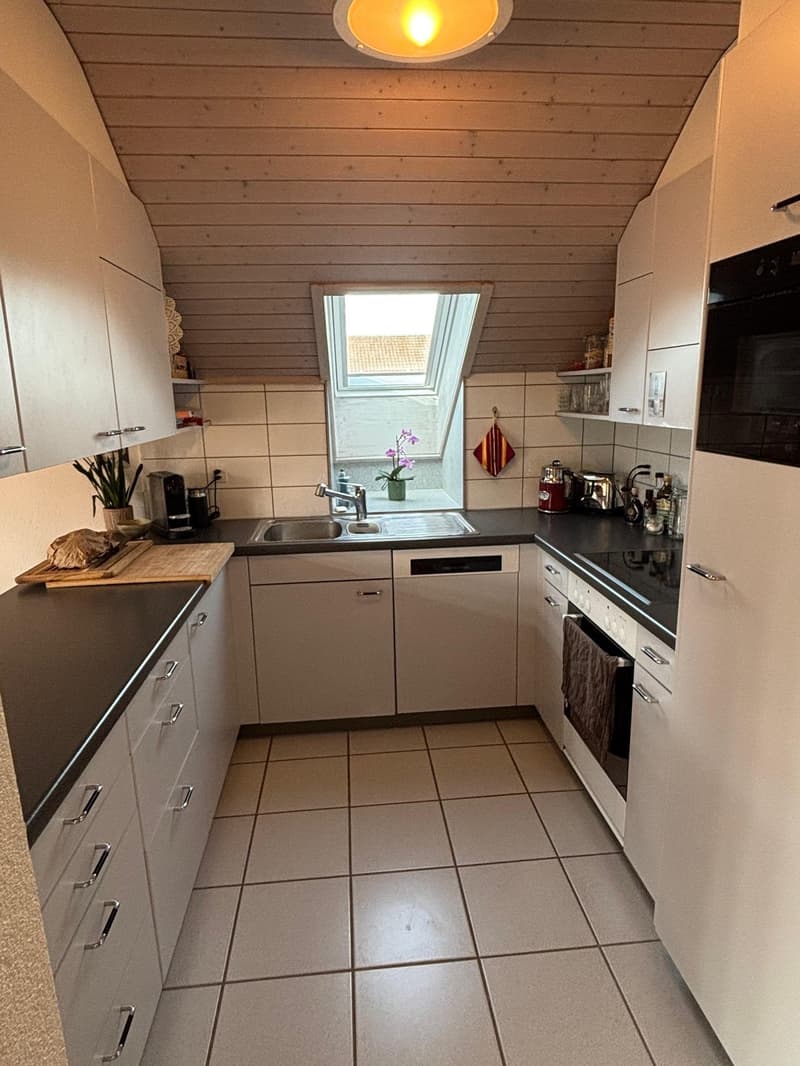 Wunderschöne, sehr helle 4-Zimmer-Wohnung (6)