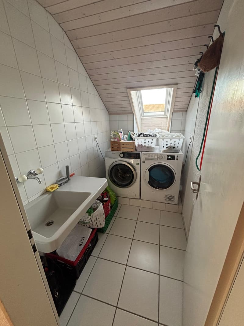 Wunderschöne, sehr helle 4-Zimmer-Wohnung (4)