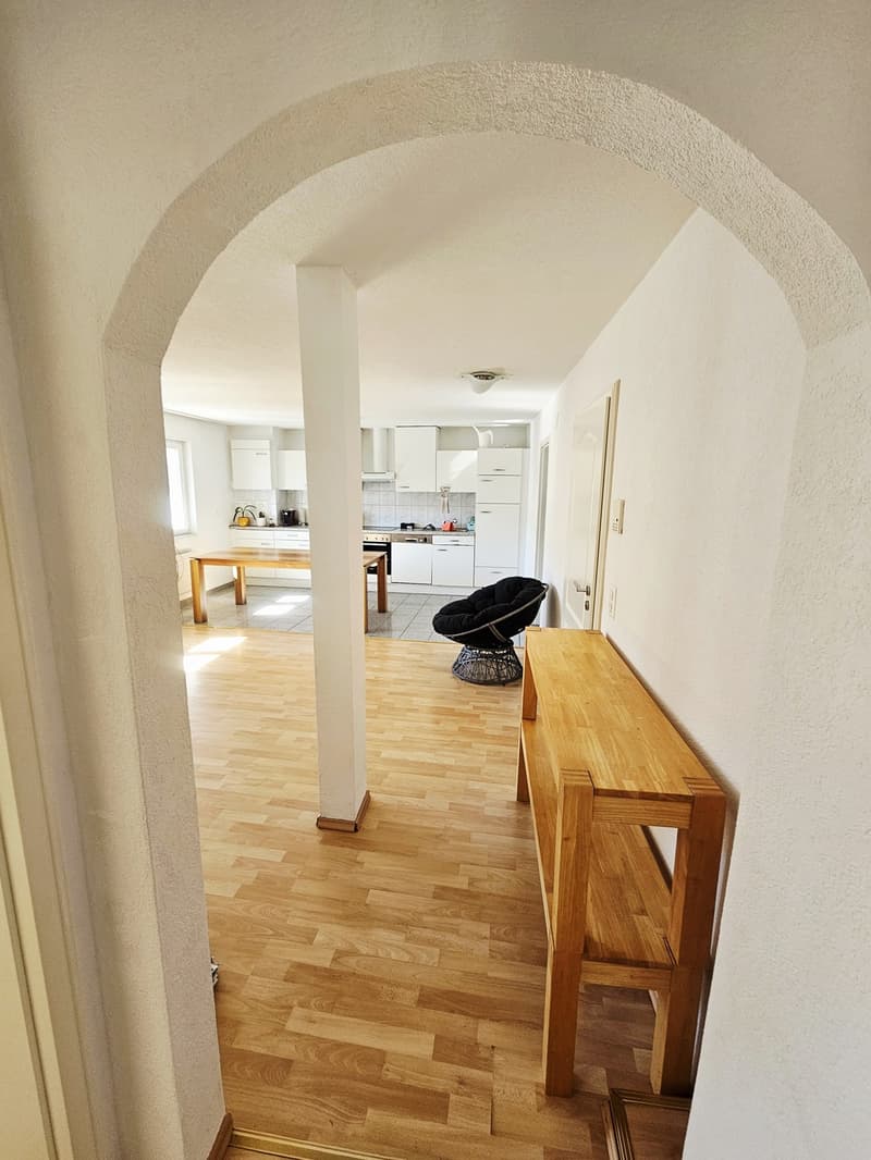 4-Zimmerwohnung für 1180.00 CHF, inkl. Nebenkosten und Parkplatz (3)