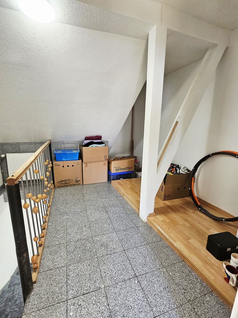 4-Zimmerwohnung für 1180.00 CHF, inkl. Nebenkosten und Parkplatz (2)