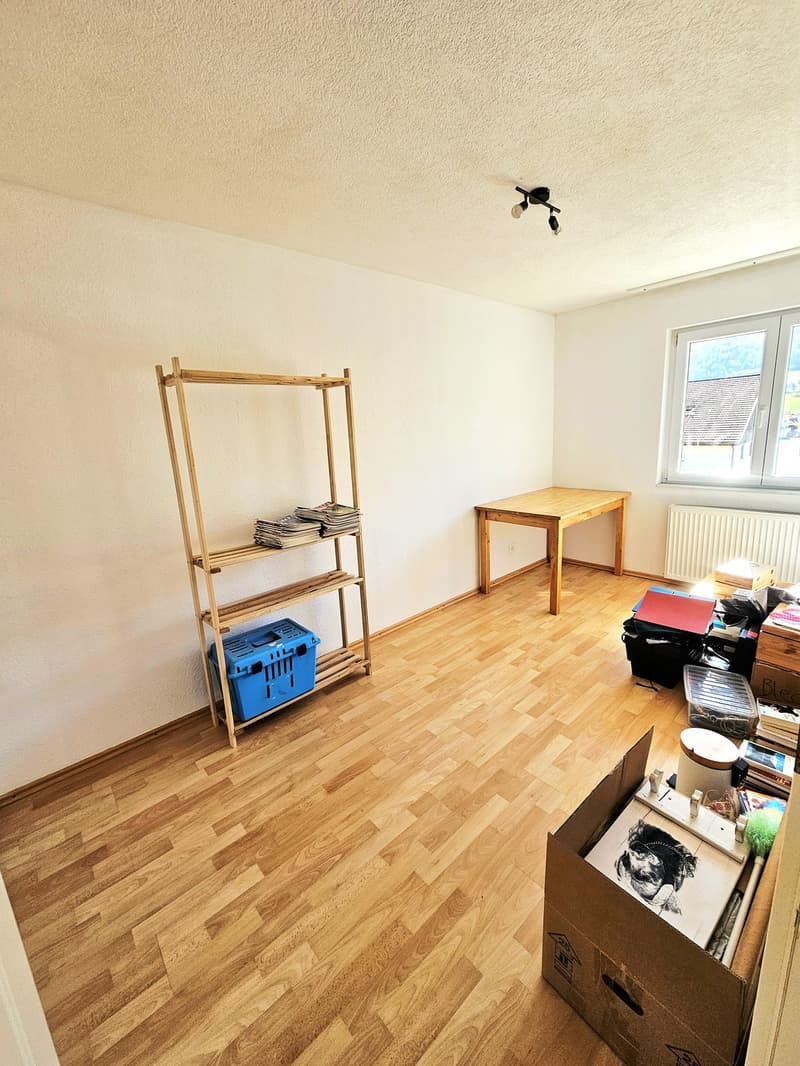 4-Zimmerwohnung für 1180.00 CHF, inkl. Nebenkosten und Parkplatz (7)