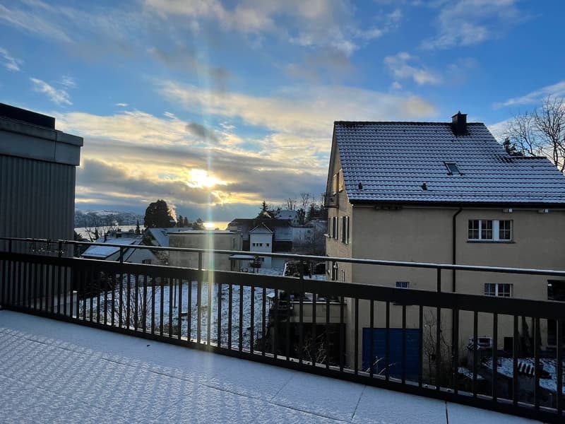Moderne 2.5-Zimmer-Wohnung (58 m²) in Kilchberg mit Seesicht und grosser 40 m² Terrasse (8)