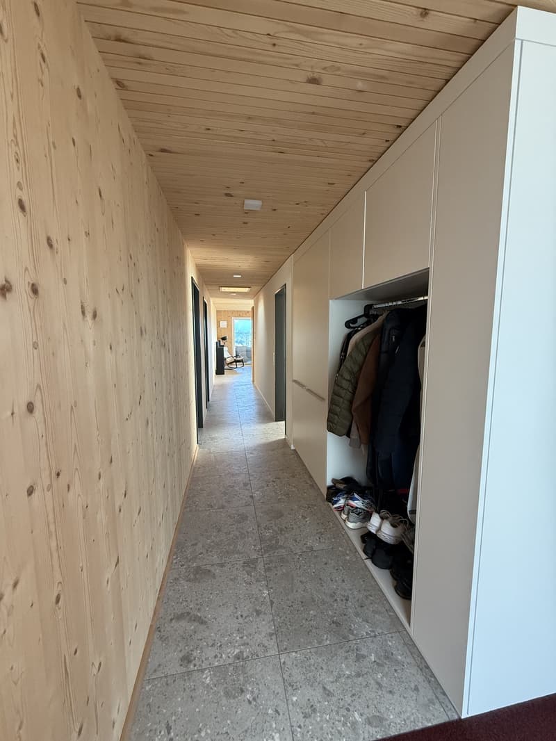 3.5-Zimmer-Wohnung mit traumhafter Bergsicht (9)