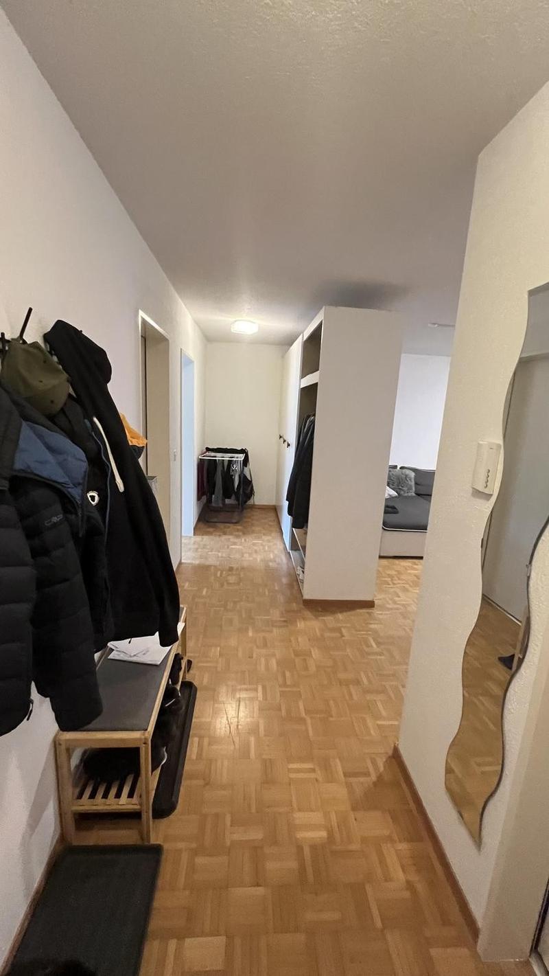 Schöne 4.5-Zimmer-Wohnung mit Garage  Nachmieter gesucht (3)