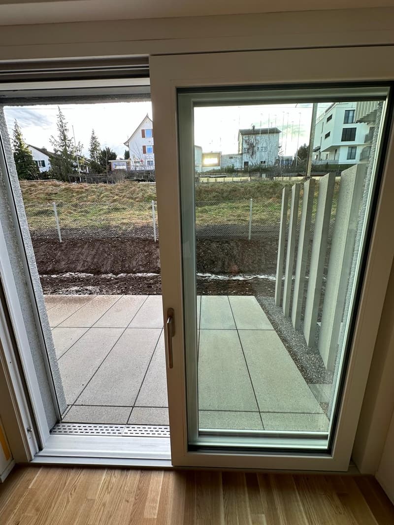 Exklusive 2.5-Zi.-Neubau-Maisonette mit 2 Terrassen & Garderobenzimmer in Zürich-Altstetten (12)