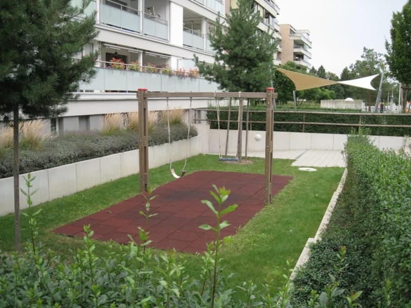 Moderne und luxuriöse 3.5-Zimmer-Wohnung im Glattpark (10)
