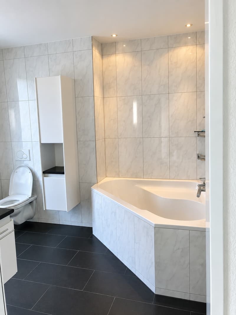 Moderne und luxuriöse 3.5-Zimmer-Wohnung im Glattpark (2)