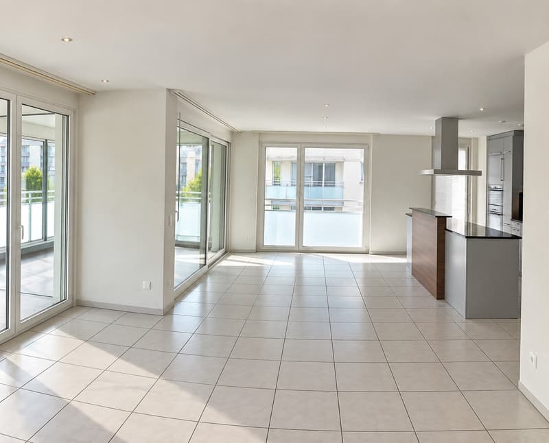 Moderne und luxuriöse 3.5-Zimmer-Wohnung im Glattpark (3)