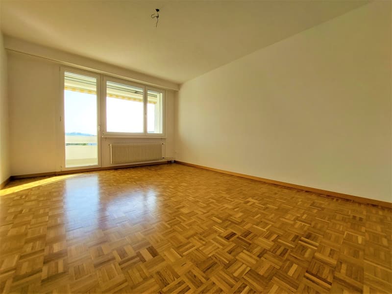 2,5-Zimmrwohnung mit Aussicht (2)