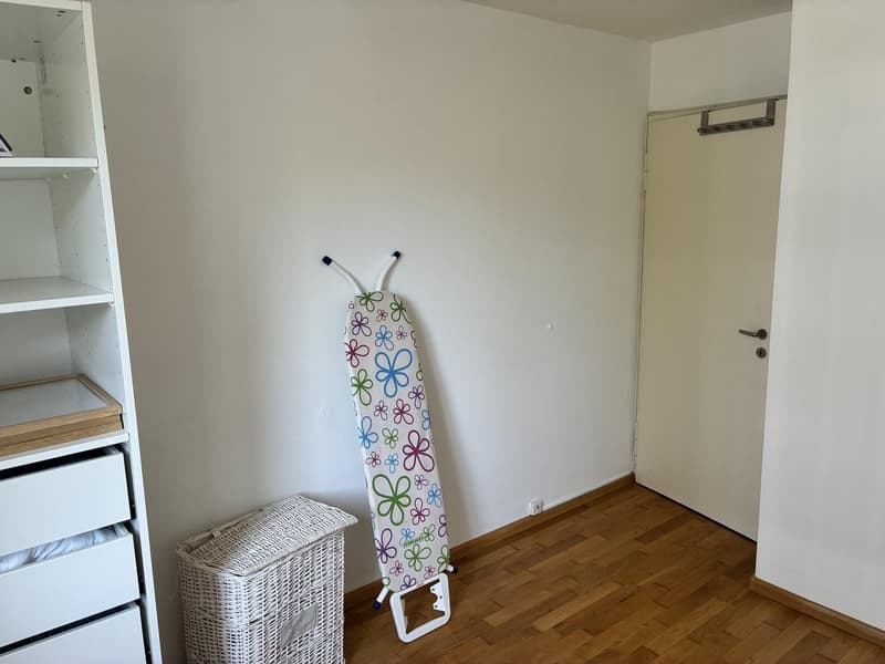 1 Zimmer in einer WG Wohnung (4)