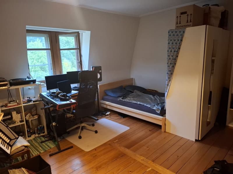 2 Zimmer in 5er WG (2)