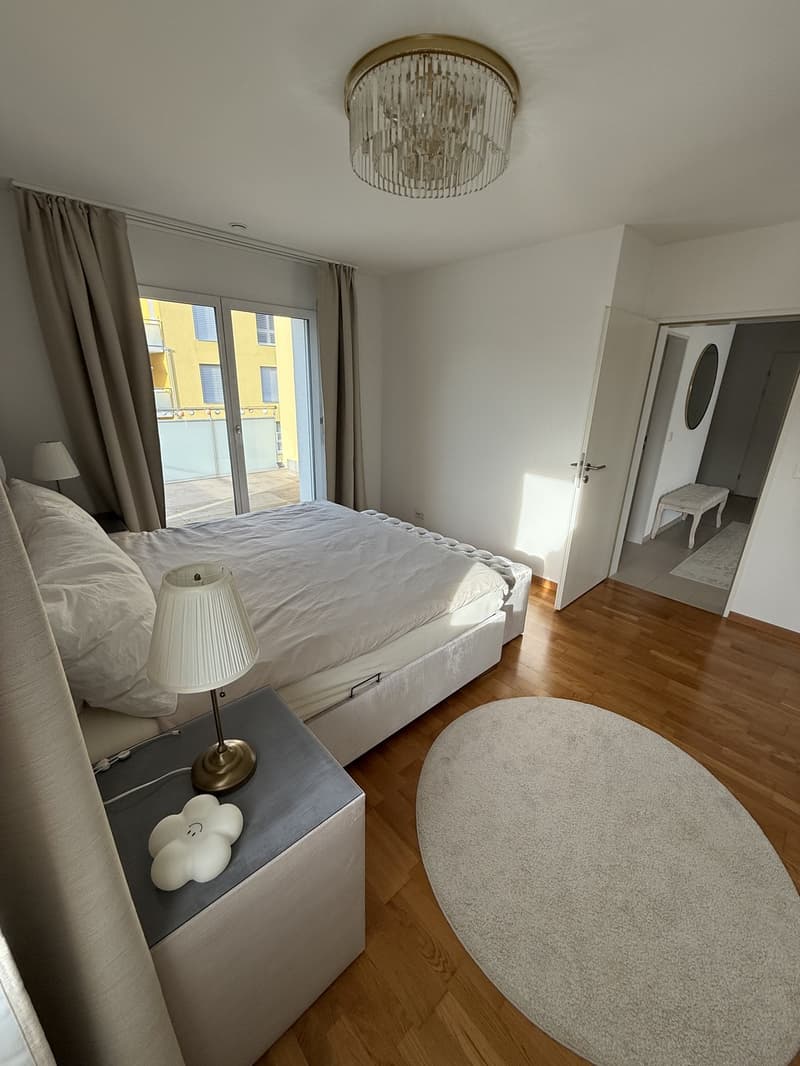"Exklusive 3.5 Zimmer Attika-Wohnung im Eigentumsstandard mit 2 Terrassen" (6)