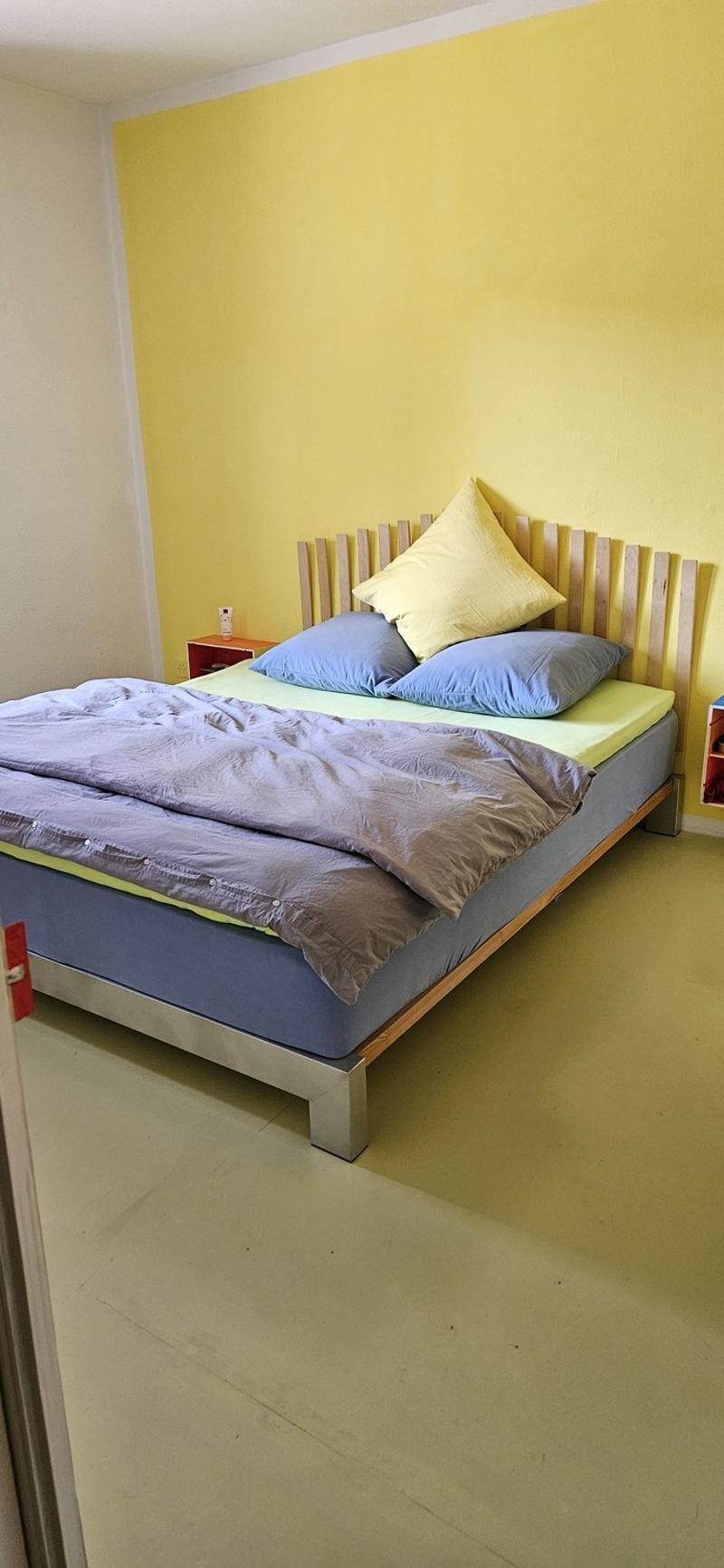 Sehr sonnige zentrale Wohnung mit Balkon (4)