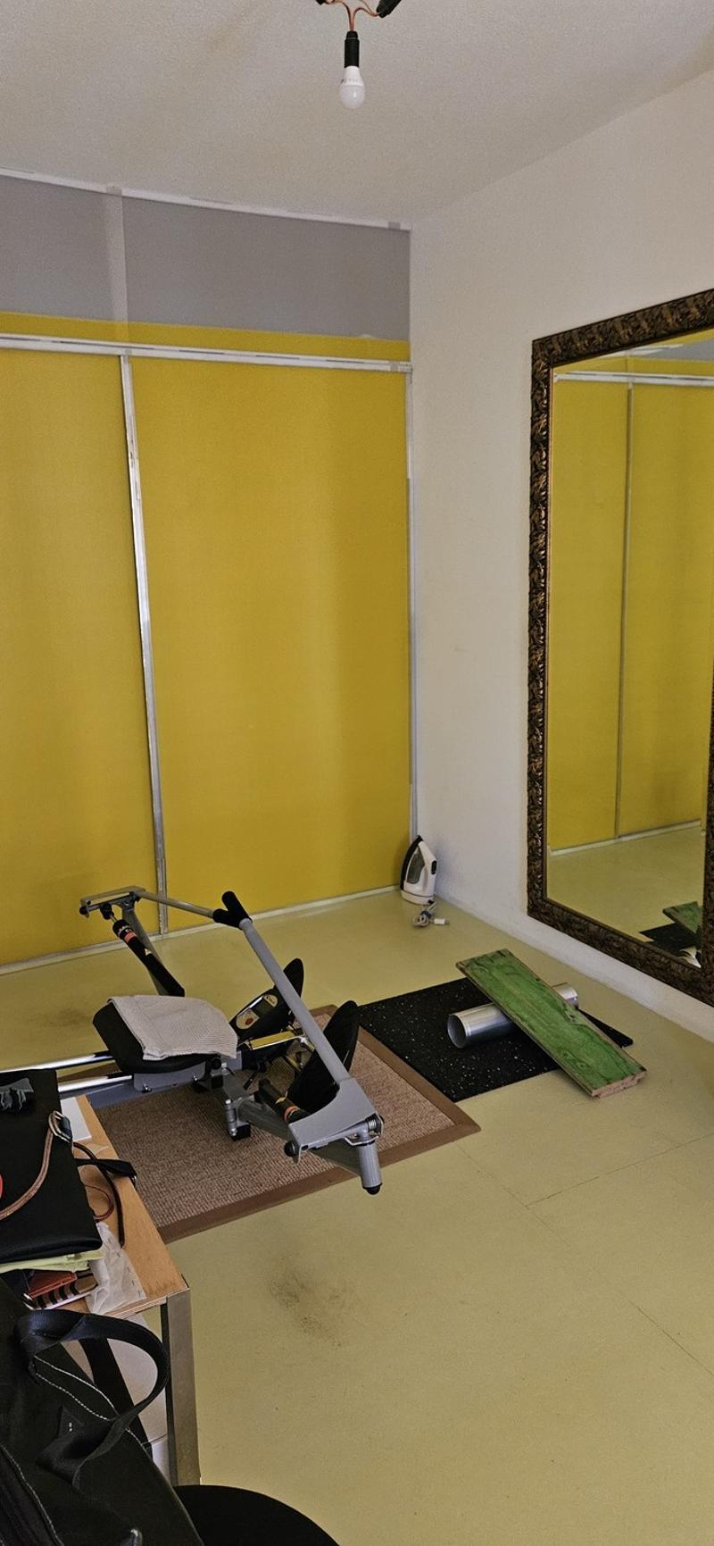 Sehr sonnige zentrale Wohnung mit Balkon (5)