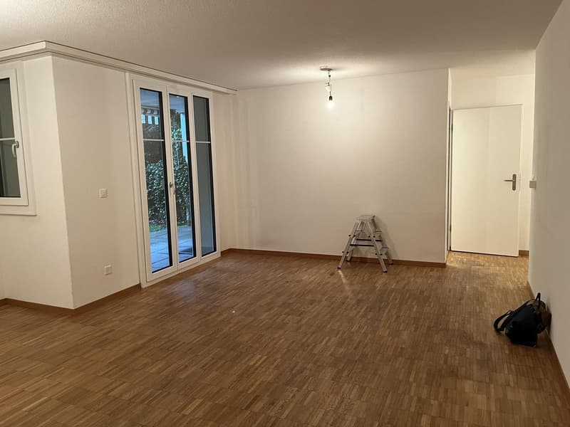 3.5 Zimmer Gartenwohnung per 1. Dezember zu vermieten (6)