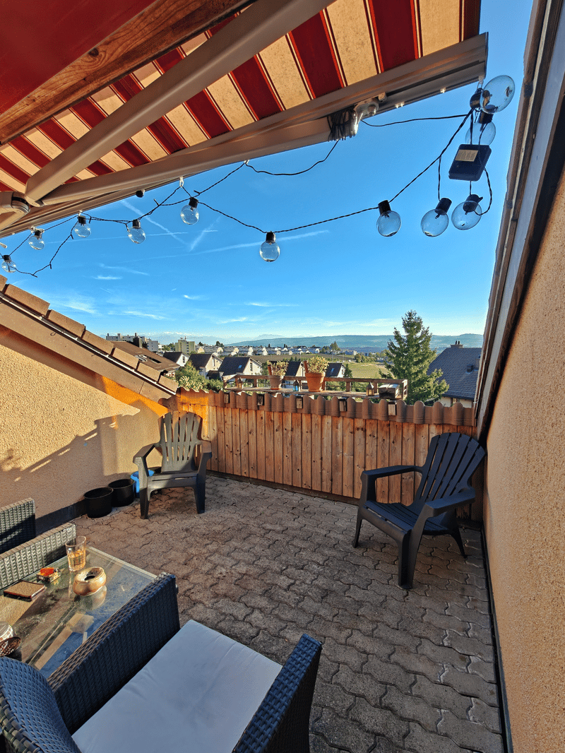 WG-Zimmer mit eigenem Stauraum & Alpenblick (8)