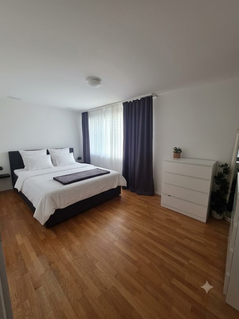 4,5 Zimmer, 119m², CHF 2'100.- (4)
