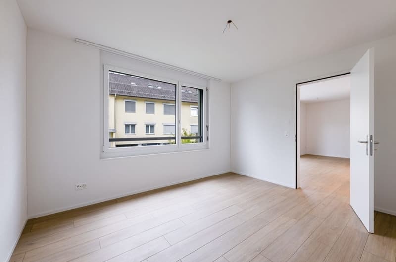 Moderne 2.5-Zimmer-Wohnung mit grossem Balkon per 01.11.2026 (5)