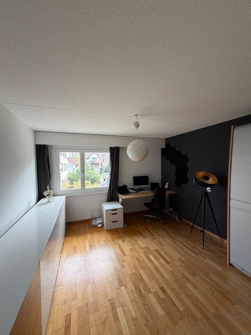 Helle 3.5-Zimmer-Wohnung mit Balkon in Regensdorf (8)
