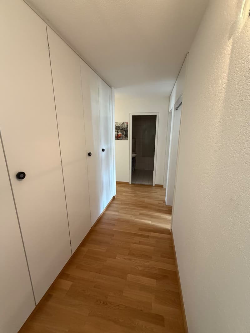 Helle 3.5-Zimmer-Wohnung mit Balkon in Regensdorf (6)