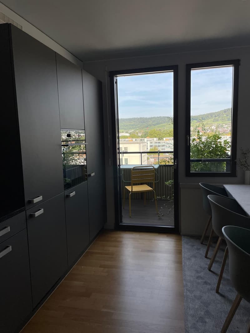 Möbliertes WG-Zimmer mit eigenem Bad (13)