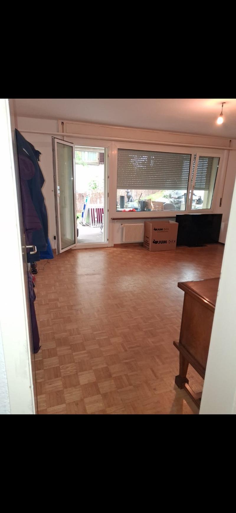 Grosszügige 3.5 Zimmer Wohnung in Neuhausen am Rheinfall (1)