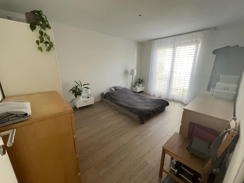 Moderne 2.5-Zimmer-Wohnung in Neuenhof mit Balkon, Tiefgarage und Keller (5)