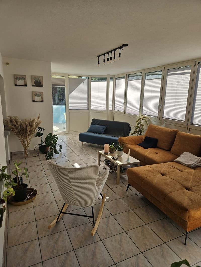 Bright room in a friendly shared flat 2 rooms available (5)