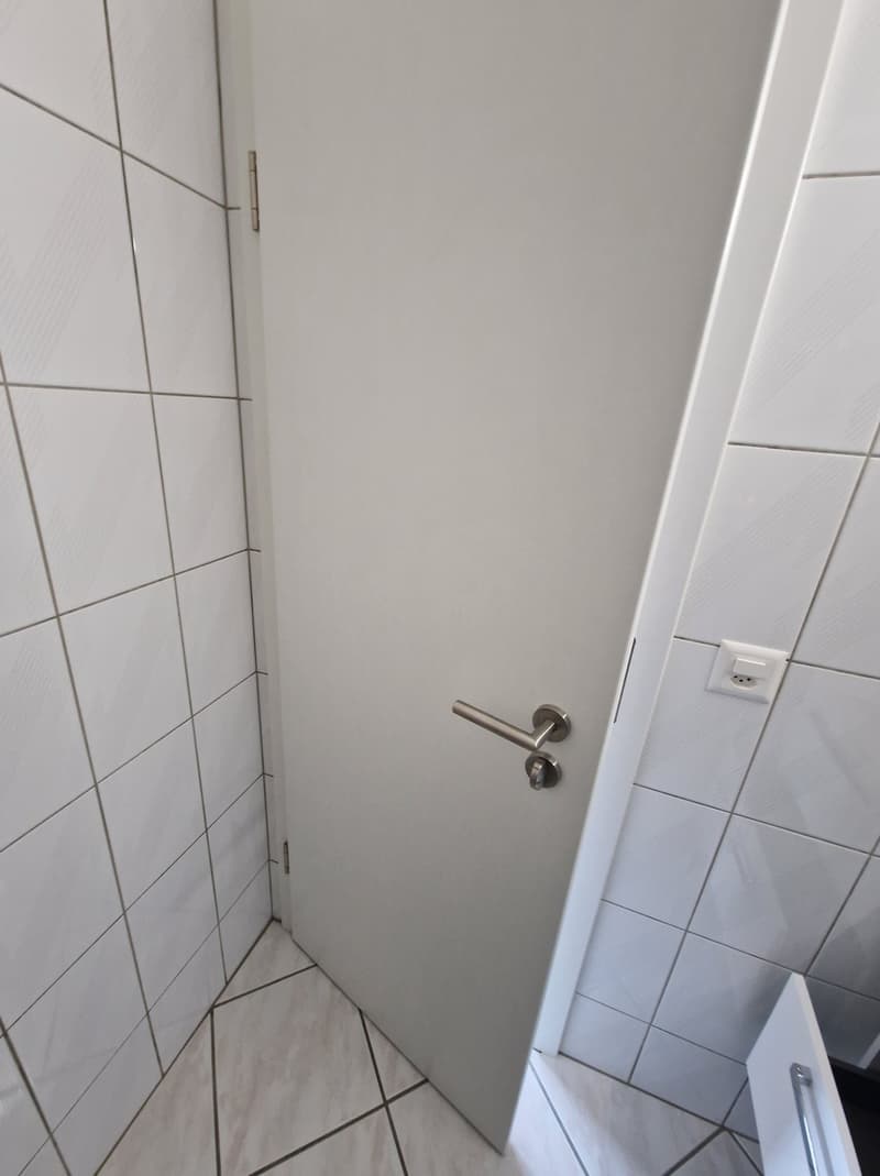 Helle 1-Zimmer-Wohnung mit Balkon und schöner Aussicht  ab 01.12. (12)