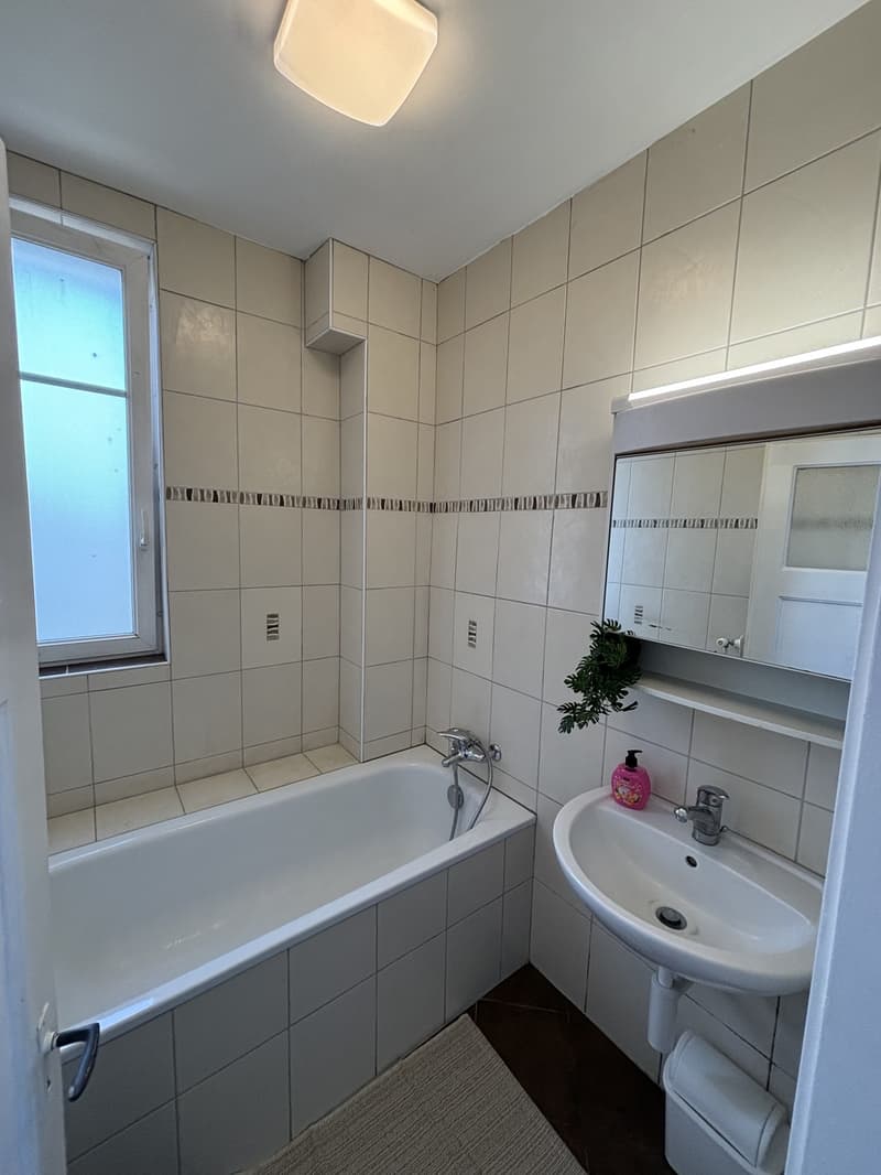 Chambre meublée au centre dYverdon-les-Bains (4)