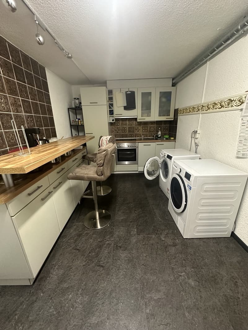Gemütliche WG-Zimmer in ruhiger Lage nahe der Limmat (6)