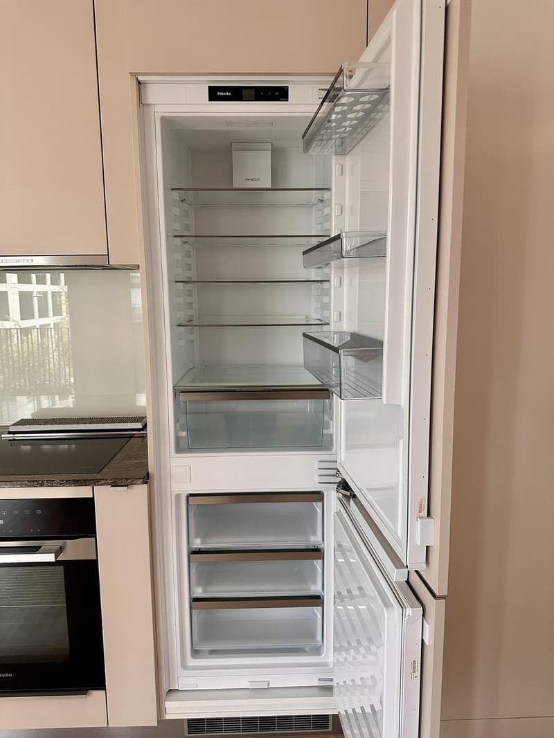 Modern 2.5-room apartment in Muttenz temporary sublet DecFeb (9)