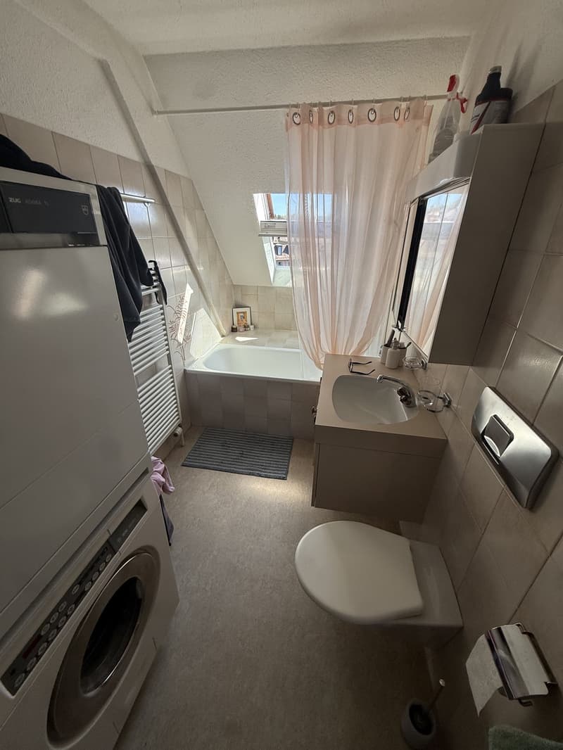 Gemütliche 2,5 Zimmer Wohnung am klusplatz (12)