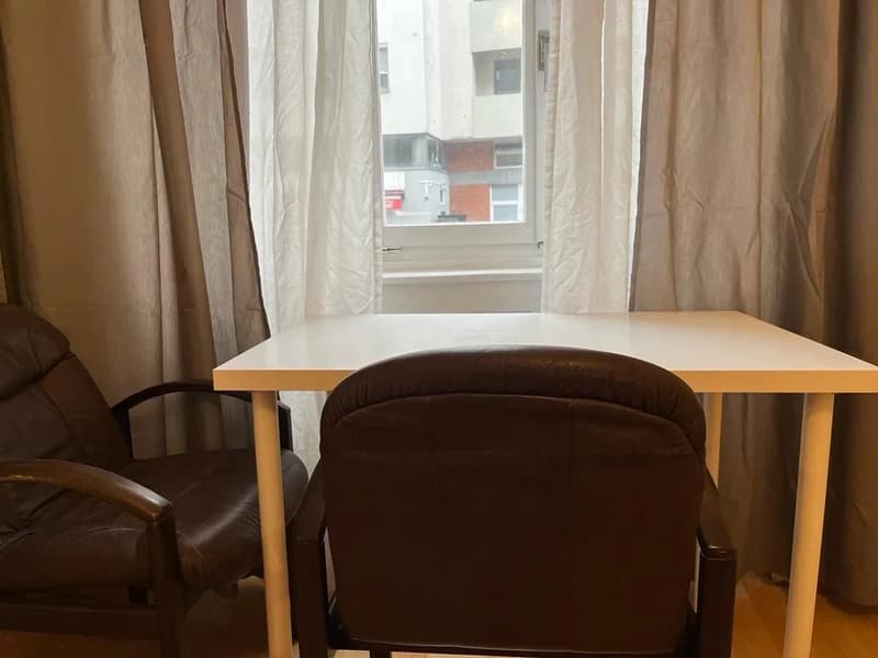 WG Zimmer, 4058 Basel (4)