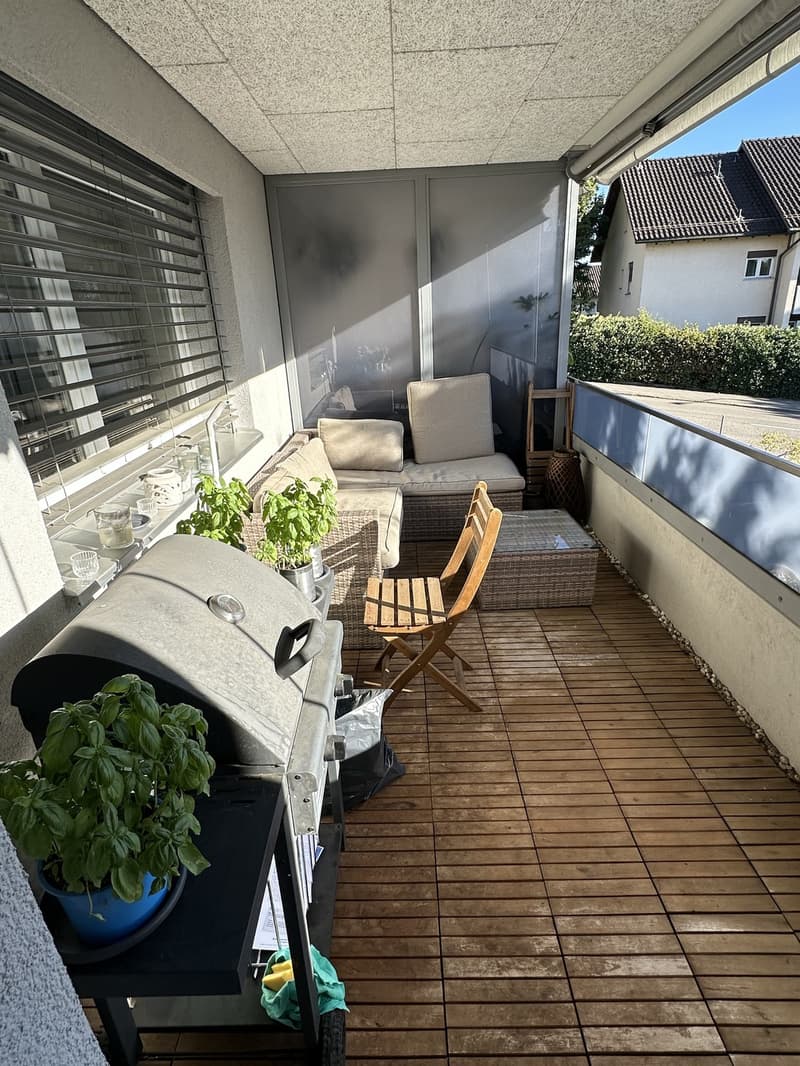Helle 2.5-Zimmer-Wohnung mit Balkon in Zürich-Höngg  Nachmieter gesucht (9)