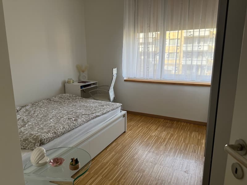 Wg - Zimmer für min. 1 Jahr (2)