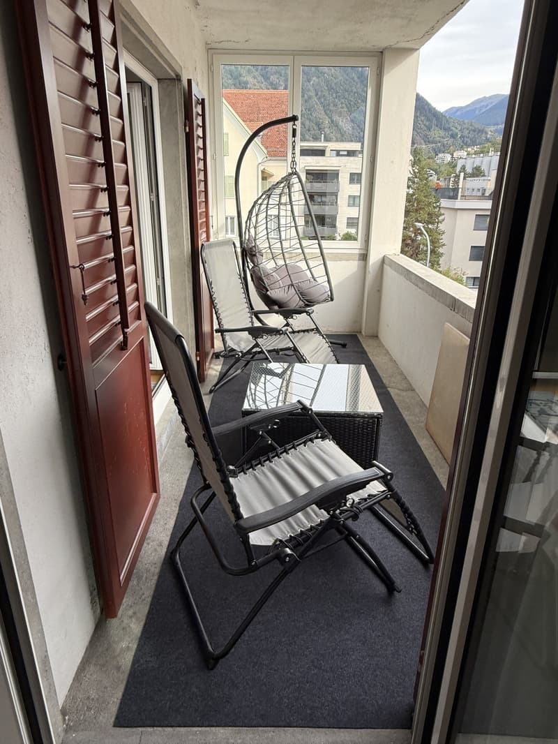 Charmante 4-Zimmer Altbauwohnung zu vermieten (5)