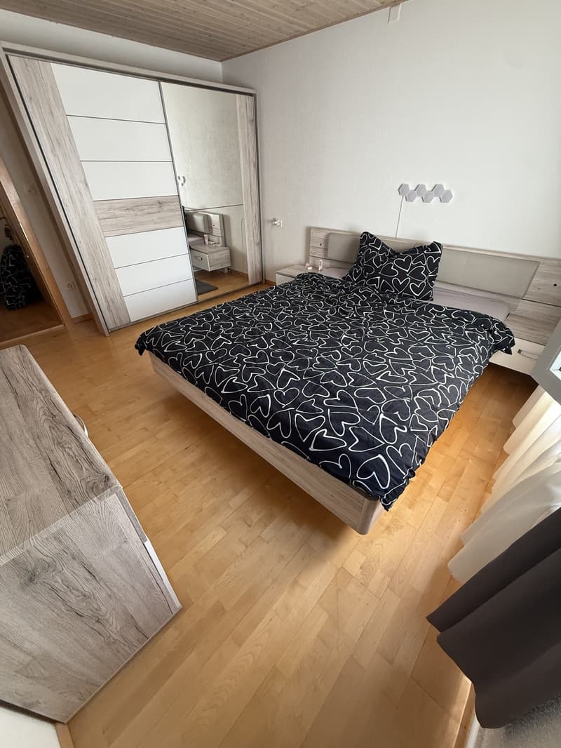 Charmante 4-Zimmer Altbauwohnung zu vermieten (10)