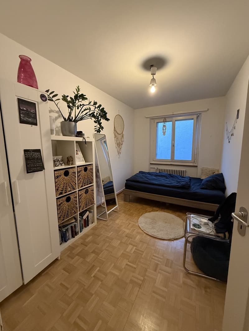 Ruhiges WG Zimmer in Wohnung ab 1.2.27 (1)