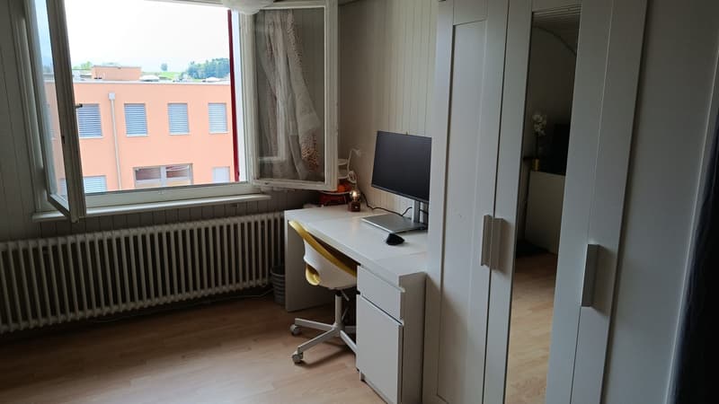Möbliertes helles Zimmer in Cham  CHF 990 inkl. NK (2)